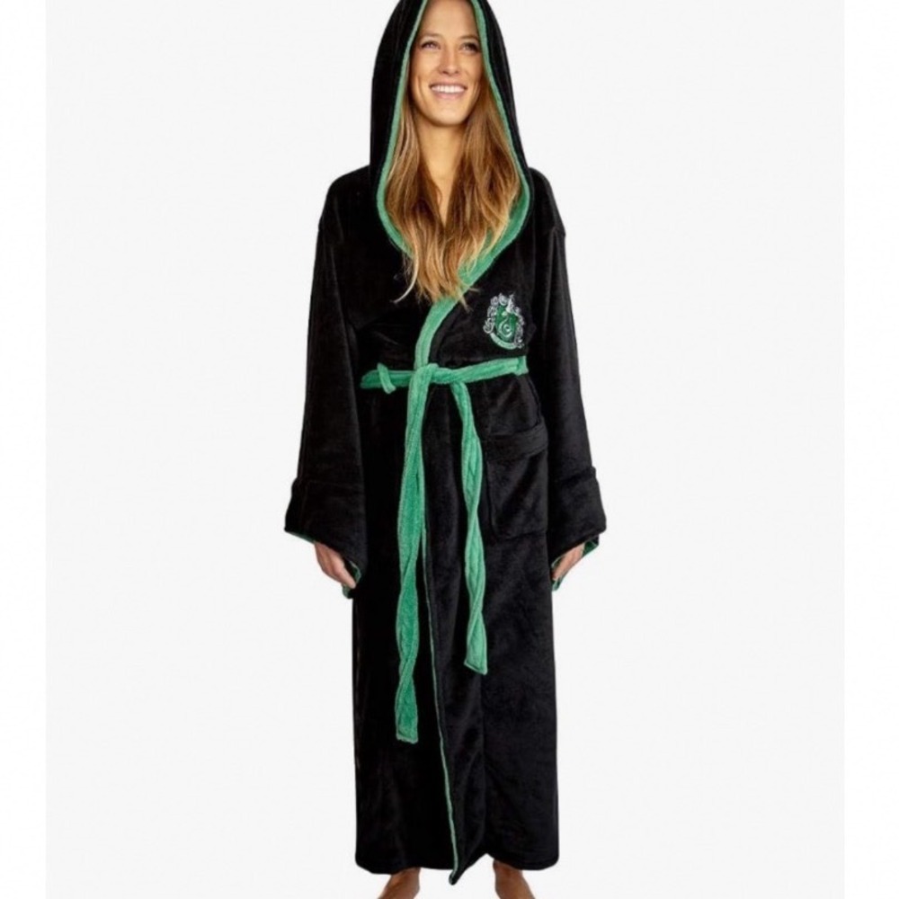 Harry Potter Slytherin Black Green Plush Robe One Size Unisex Hogwarts